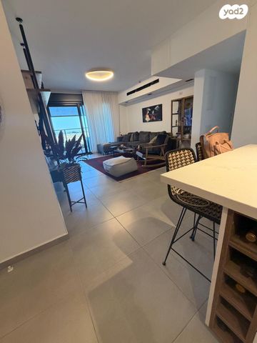 דירה, משה לוי 4, נאות שמיר, רמלה