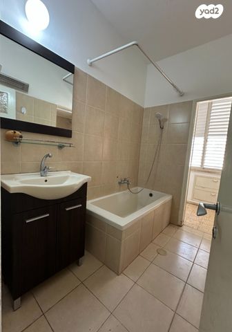 דירה, בתיה מקוב 7, ד' / מערב מרכז העיר, רחובות