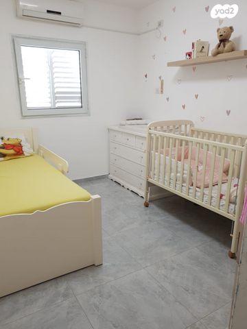 דירה, אסתר המלכה 10, משכנות זבולון, נתניה