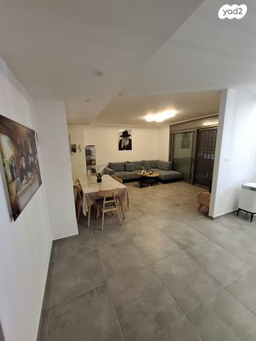 דירה, יוסף אבו 1, נתיבות מערב, נתיבות