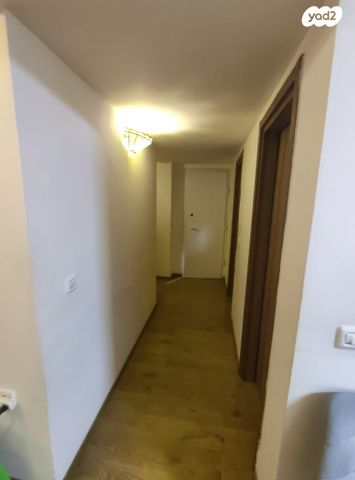 דירה, תשרי 4, קרית השרון, נתניה