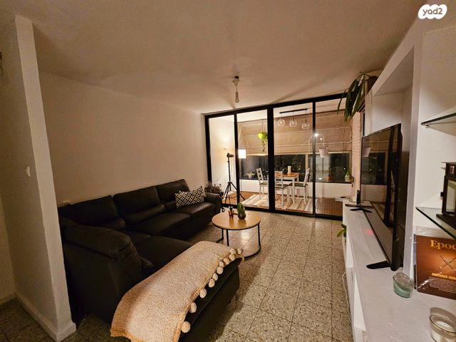 דירה, מפרץ שלמה 12, קרית שרת מזרח, חולון