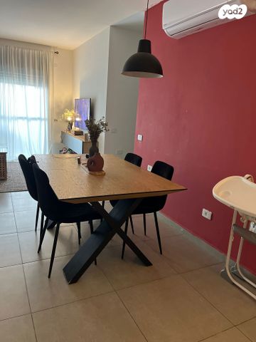 דירה, כ' בחשוון 1, בית אל, בית אל