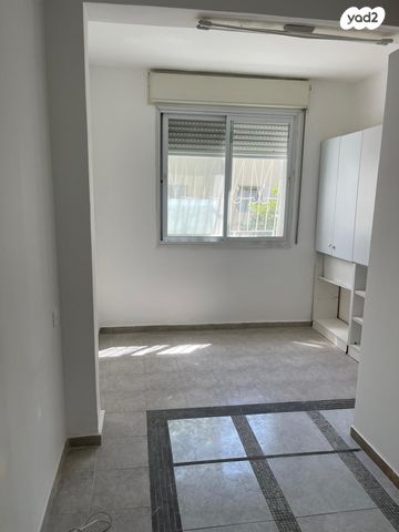 דירה, בורוכוב 35, קרית היובל, ירושלים