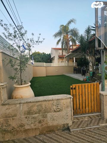 בית פרטי/ קוטג', מירון 16, קרית בנימין, קרית אתא