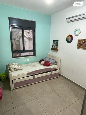 דו משפחתי, גלבוע 1, חיננית, חיננית