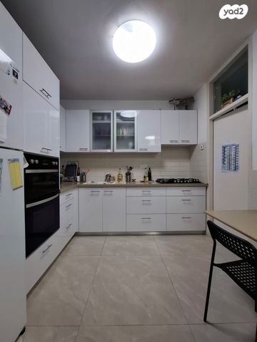 דירה, הרטום 20, משכנות זבולון, נתניה