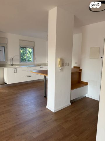 דירה, נחל פרת 4, אחוזת דניה, חדרה