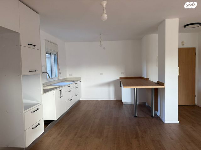 דירה, נחל פרת 4, אחוזת דניה, חדרה