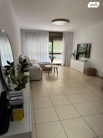 דירה, שאול המלך 9, אונו הירוקה, קרית אונו