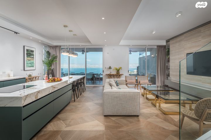 דופלקס, אסתר המלכה 60, האצטדיון, טבריה