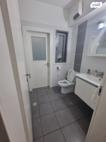 דירה, שושנה דמארי 2, קרית האמנים, מצליח, רמלה