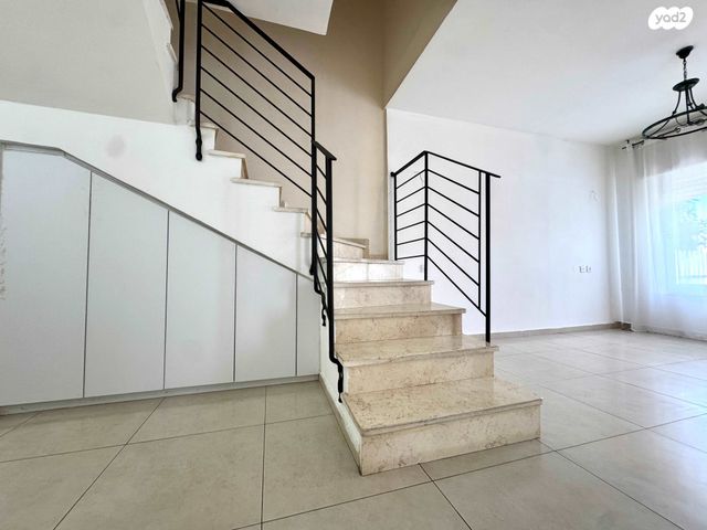 בית פרטי/ קוטג', הערבה 20, יערת העמק, מגדל העמק