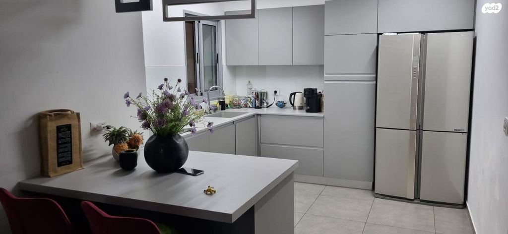 דירה, המפרש 10, נאות רבין, יבנה