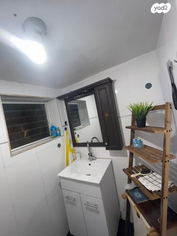 דירה, הצנחנים 3, עמידר, בת ים