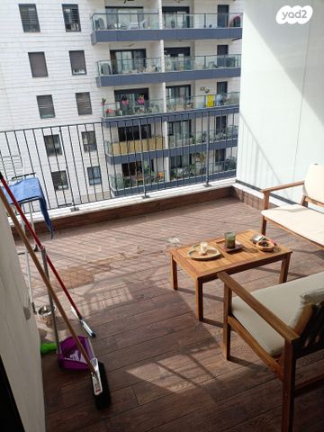 דירה, הקרן 2, גליל ים (מתחם הכוכבים), הרצליה