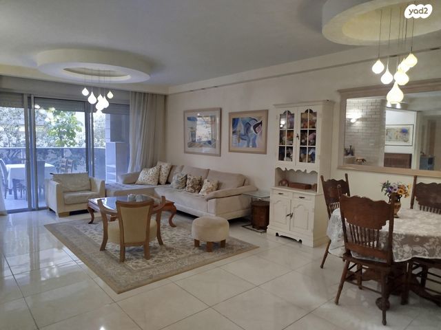 דירה, גורדון 15, מרכז, כפר סבא