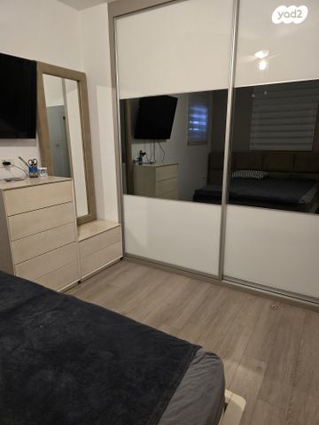 דירה, צבי הירשפלד 19, רמז, מערב ותיק, ראשון לציון