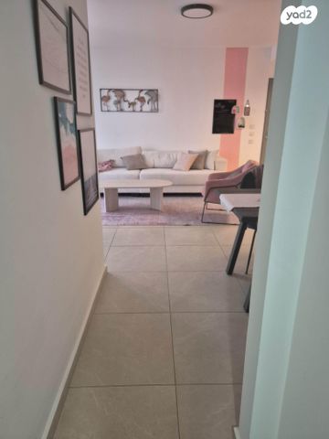 דירה, רימון 1, כרמי הנדיב, אחוזת רוטנר, קרית מלאכי