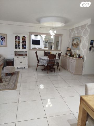 דירה, גורדון 15, מרכז, כפר סבא