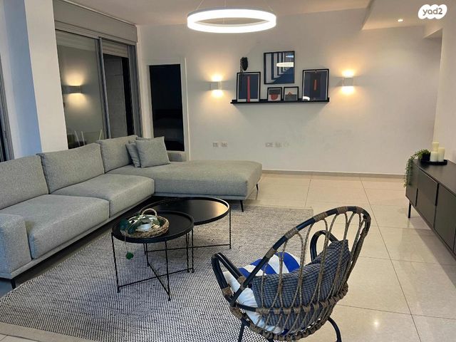 דירה, דגניה 6, ח-501, חולון