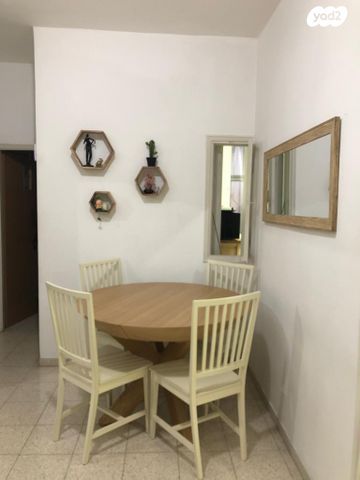 דירה, הרא"ה 74, שכונת הלל, רמת גן