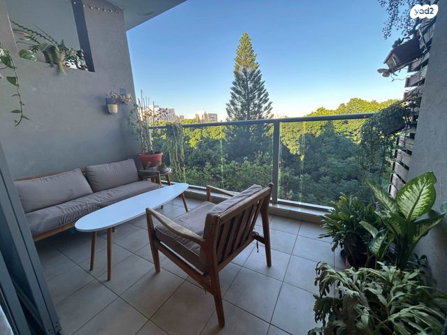 דירה, באר אורה 7, נווה רם, שיכון מזרחי, רמת גן