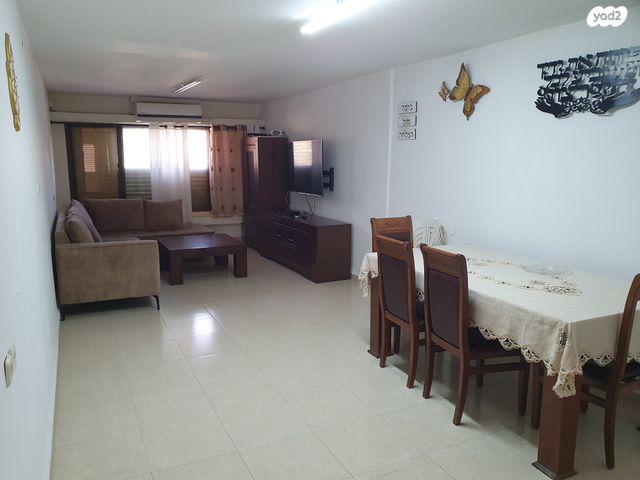 דירה, הרב יוסף משאש 867, שיכון ב', קרית שמונה