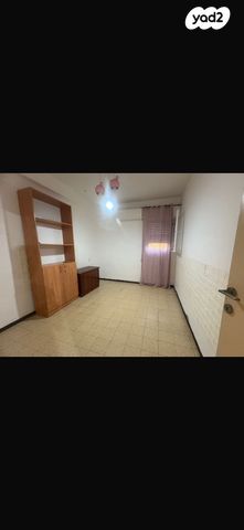 שדרות ירושלים 68