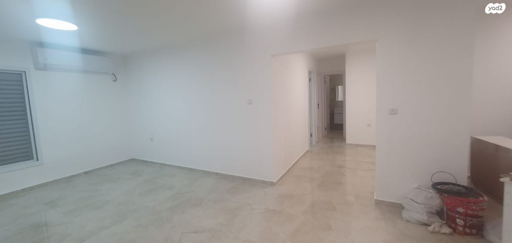 רבי עקיבא 125