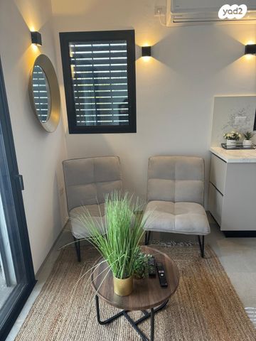 אסתר המלכה 46