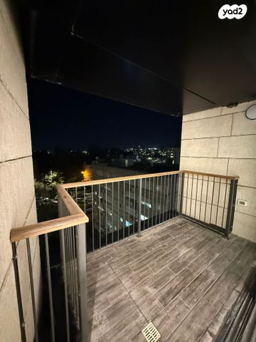 דירה, גולומב 2, רמת שרת, ירושלים