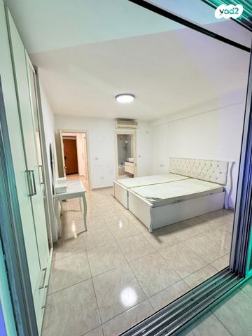 דירה, דניאל 13, הפועל המזרחי ב', שיכון ב', בני ברק