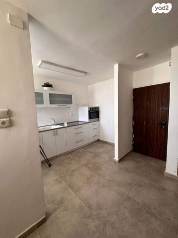 דירה, יהודה הלוי 4, שכונה ב', באר שבע