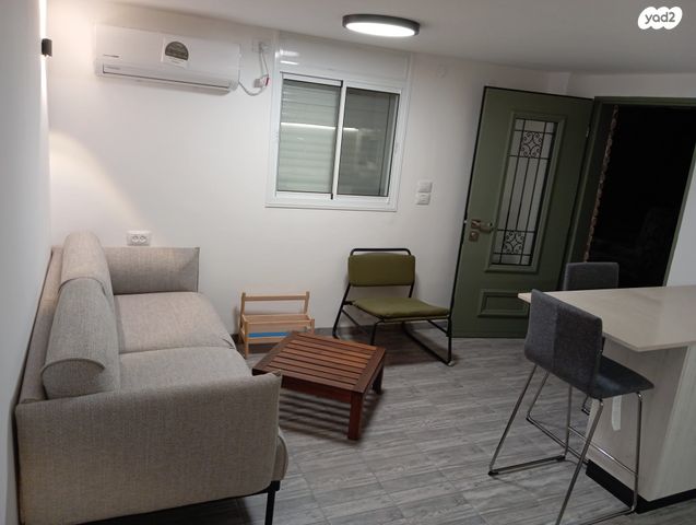 יחידת דיור, גזית 8, גילון, גילון