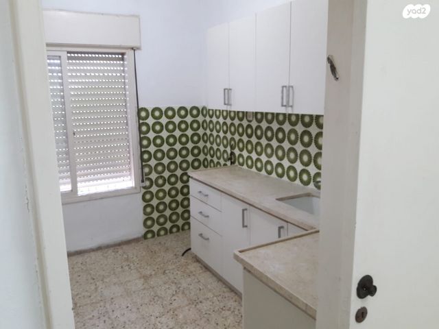 בנימין ד'ישראלי 67