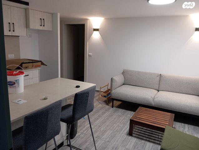 יחידת דיור, גזית 8, גילון, גילון