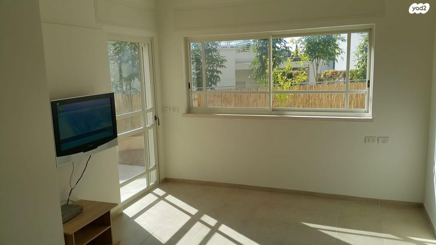 דירת גן, נווה איתן 4, גבעת אלה, גבעת אלה