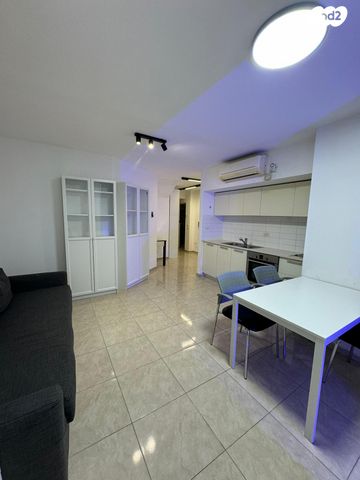 דירה, דניאל 13, הפועל המזרחי ב', שיכון ב', בני ברק