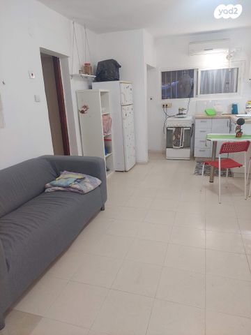 דירה, בר גיורא 41, הדר עליון, חיפה