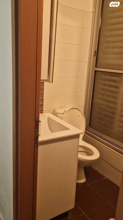 דירה, הרימון 5, ב' / צפון מערב העיר, רחובות