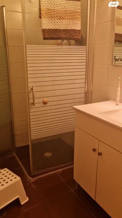 דירה, הרימון 5, ב' / צפון מערב העיר, רחובות