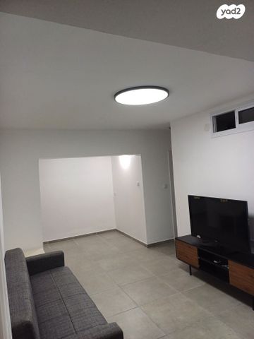 יחידת דיור, נשר 52, גבעת מכוש, כרמיאל