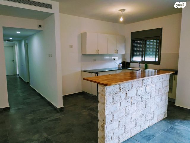 דירה, מצדה 10, אורנים, מעלות תרשיחא