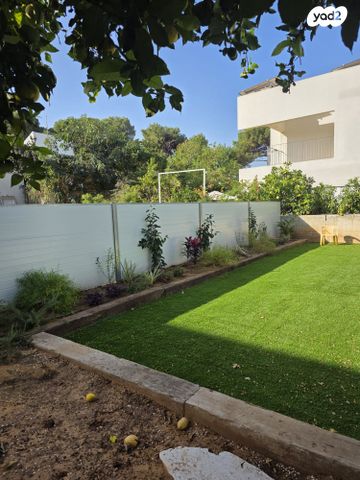 בית פרטי/ קוטג', גולומב 6, למפרט, כפר סבא