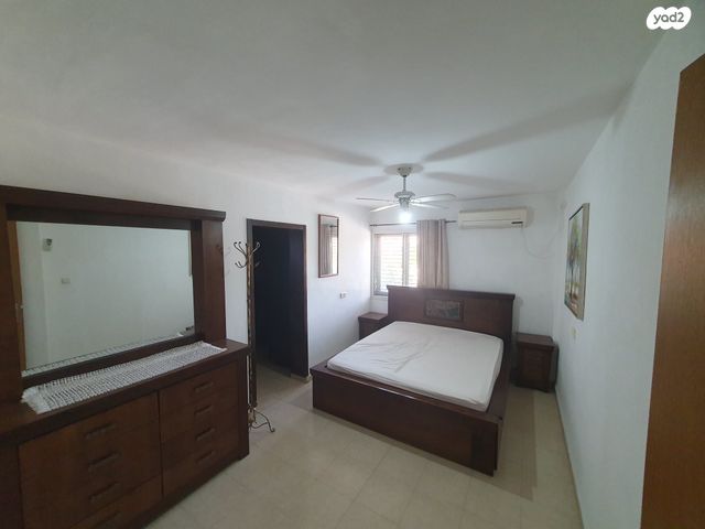 דירה, הרב יוסף משאש 867, שיכון ב', קרית שמונה