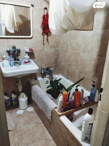 דירת גן, רבי עקיבא 64, שכונה ד', באר שבע