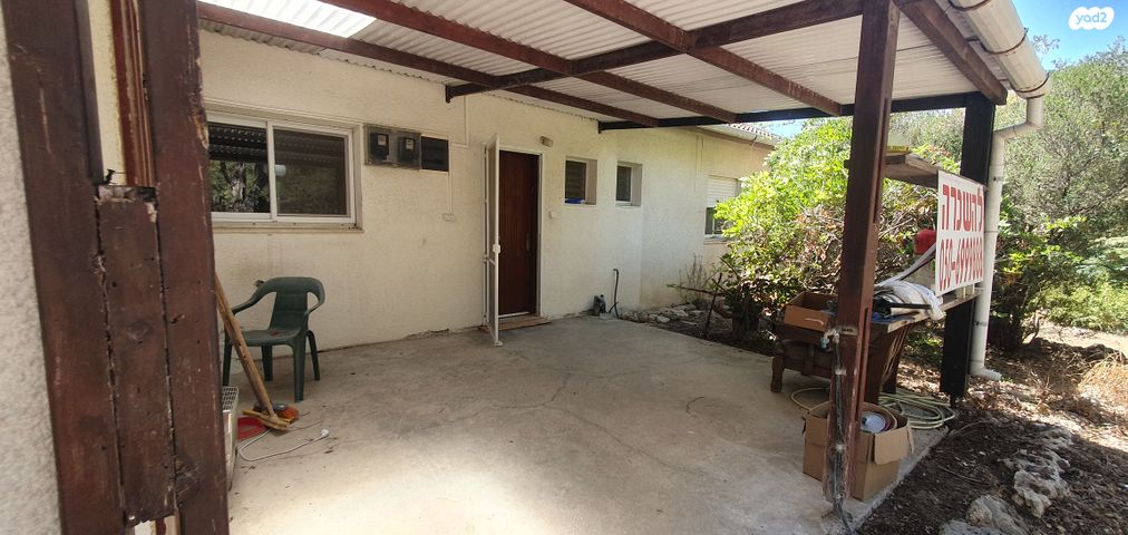 דרך חומה ומגדל 1