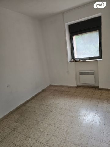 דירה, מגדים 17, בית הכרם, רמת בית הכרם, ירושלים