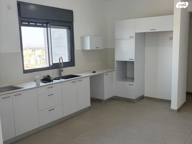 דירה, ירמיהו הלפרין 6, מרכז העיר דרום, נתניה